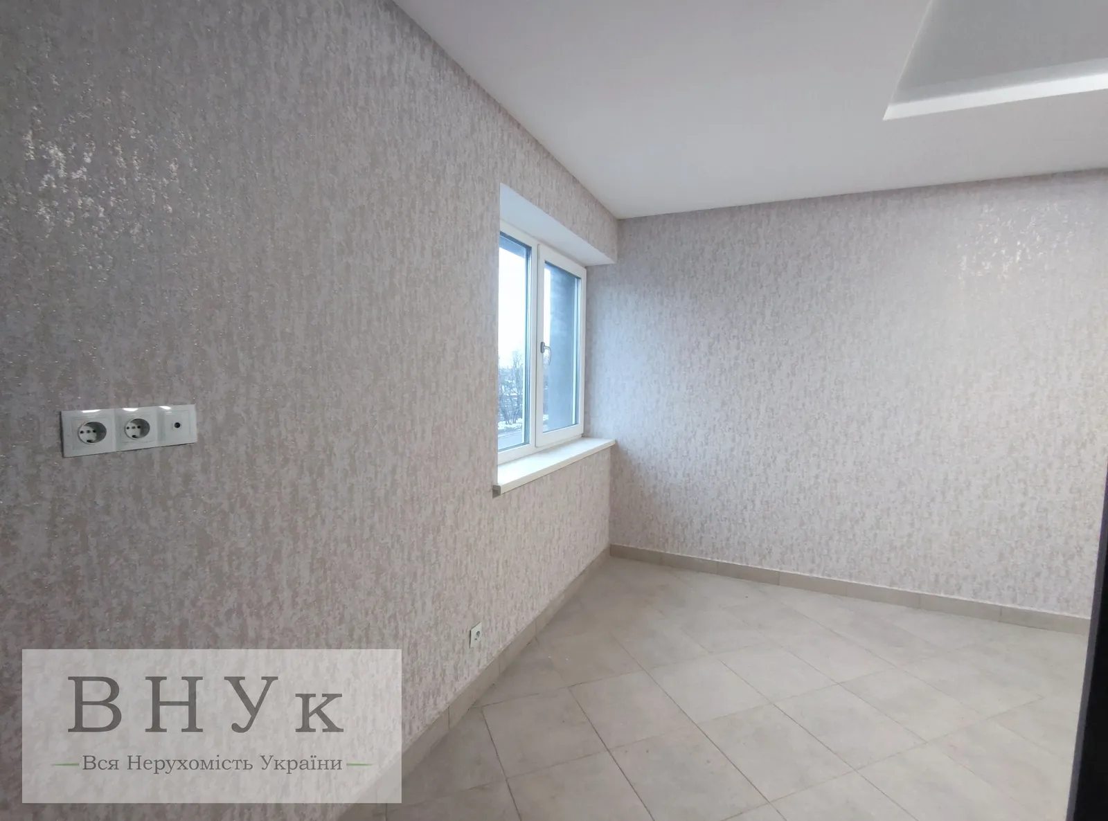 Apartments for sale 1 room, 37 m², 3rd fl./4 floors. Brodivska vul., Ternopil. 