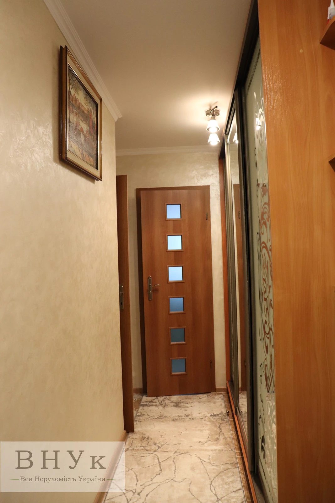 Apartments for sale 1 room, 427 m², 1st fl./6 floors. Karpenka vul., Ternopil. 