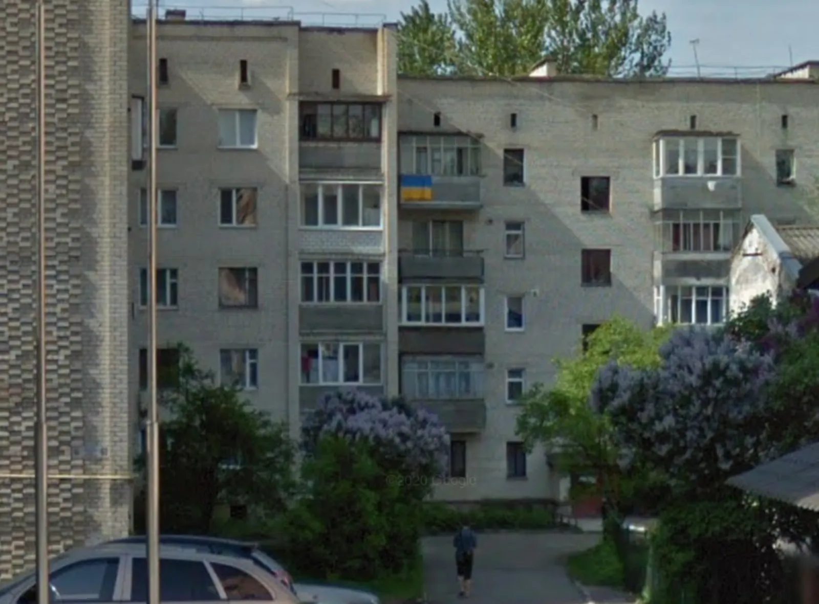 Apartments for sale. 2 rooms, 52 m², 5th floor/5 floors. Tsentr, Ternopil. 