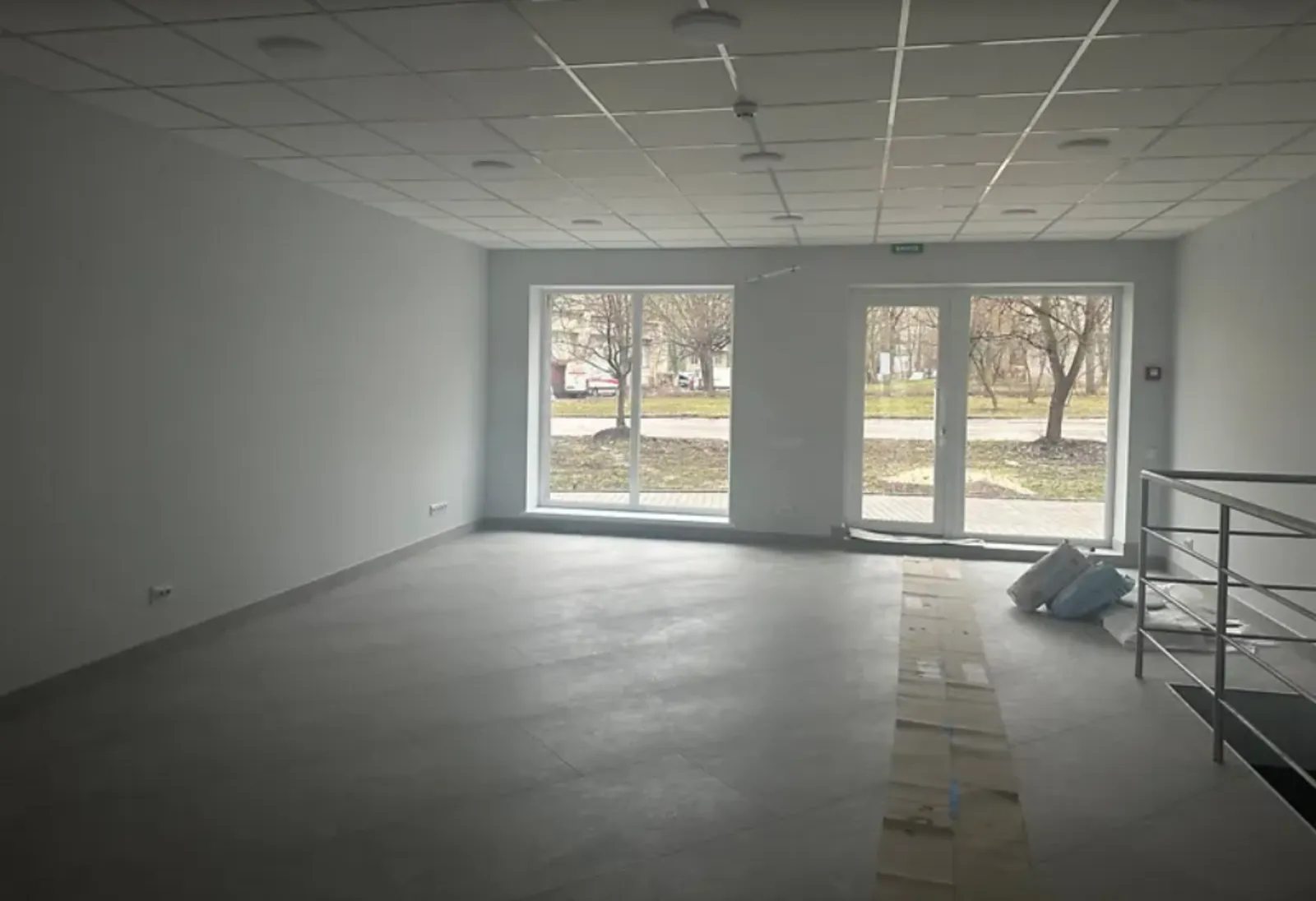 Real estate for sale for commercial purposes. 120 m², 1st floor/10 floors. Bam, Ternopil. 