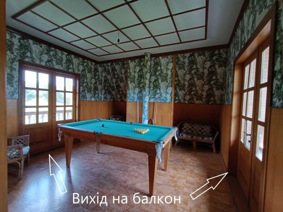 House for sale. 3 rooms, 160 m², 3 floors. Stovpyahy. 