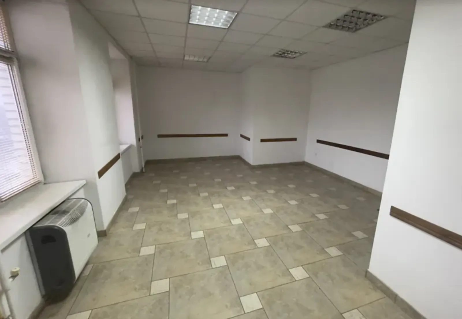 Продам нерухомість під комерцію. 45 m², 4th floor/9 floors. Центр, Тернопіль. 