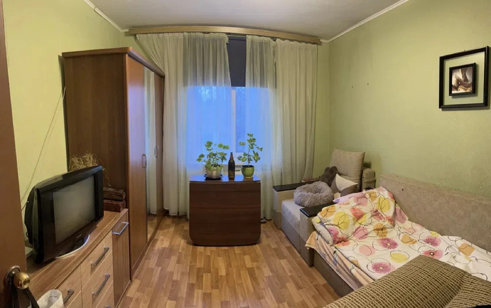 Apartments for sale 2 rooms, 50 m², 2nd fl./10 floors. 14, Arkhytektorskaya ul., Odesa. 