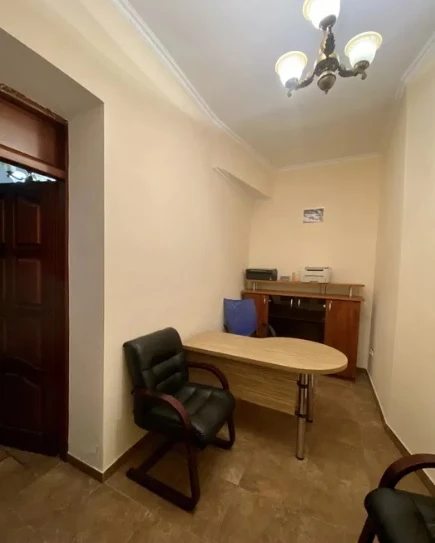 Продам офіс. 65 m², 1st floor/3 floors. 49, Успенская ул., Одеса. 