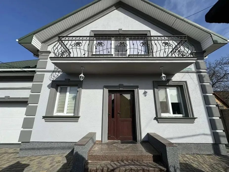 Продається будинок в Дубно (з меблями)