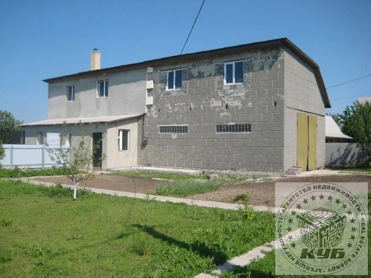 House for sale 120 m², 2 floors. 38, Tolstoho , Hora. 