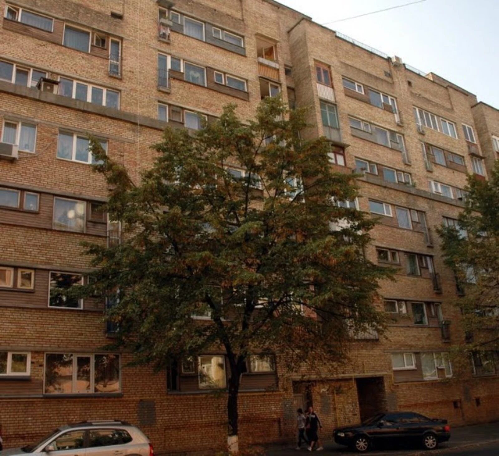 Продам офіс 63 m², 1 пов./6 поверхів. 23, Волоська 23, Київ. 