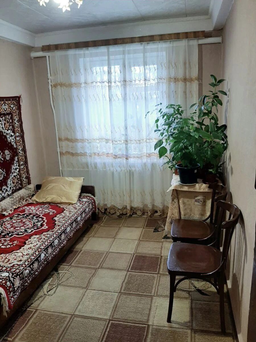 Продаж квартири. 3 rooms, 48 m², 5th floor/5 floors. 120, Голосіївський 120, Київ. 