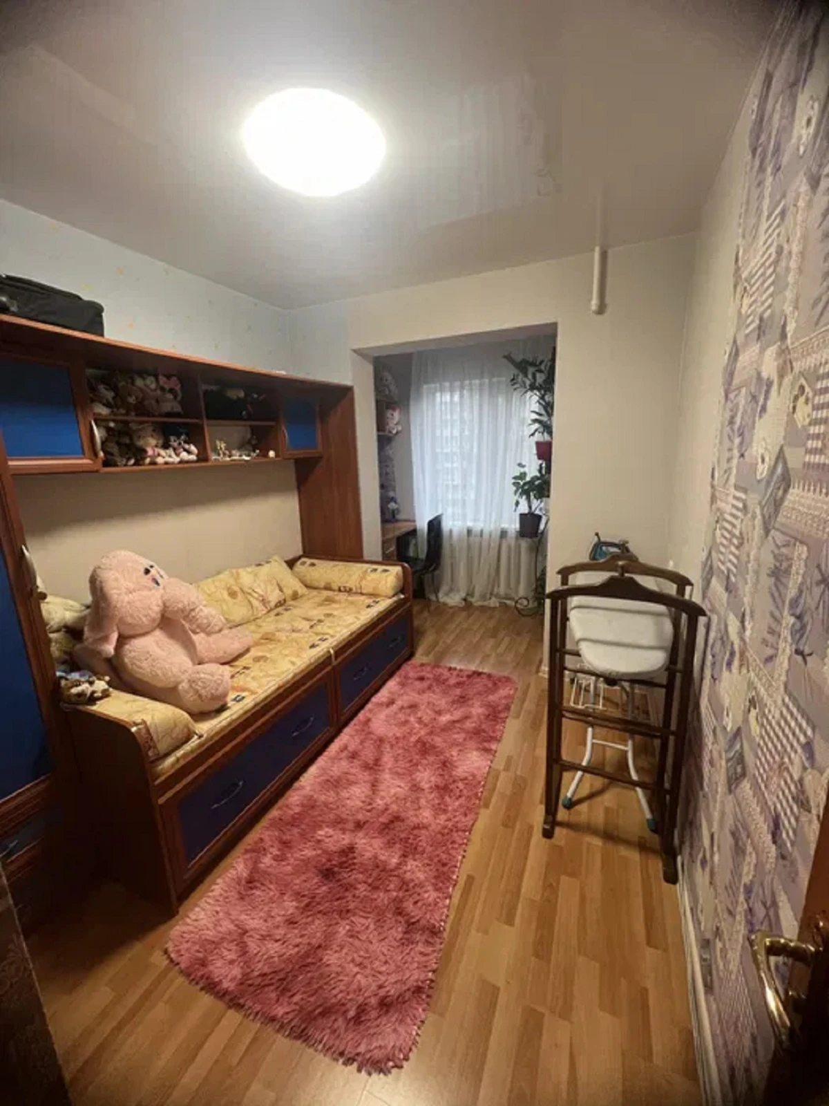 Продаж квартири. 3 rooms, 64 m², 4th floor/9 floors. 22, Глушко Академика пр., Одеса. 