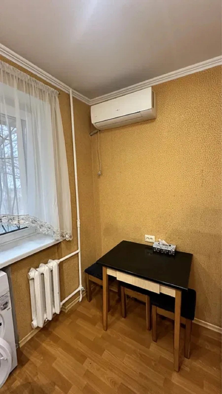 Apartments for sale. 1 room, 31 m², 1st floor/5 floors. 47, Ytskhaka Rabyna Yakyra , Odesa. 
