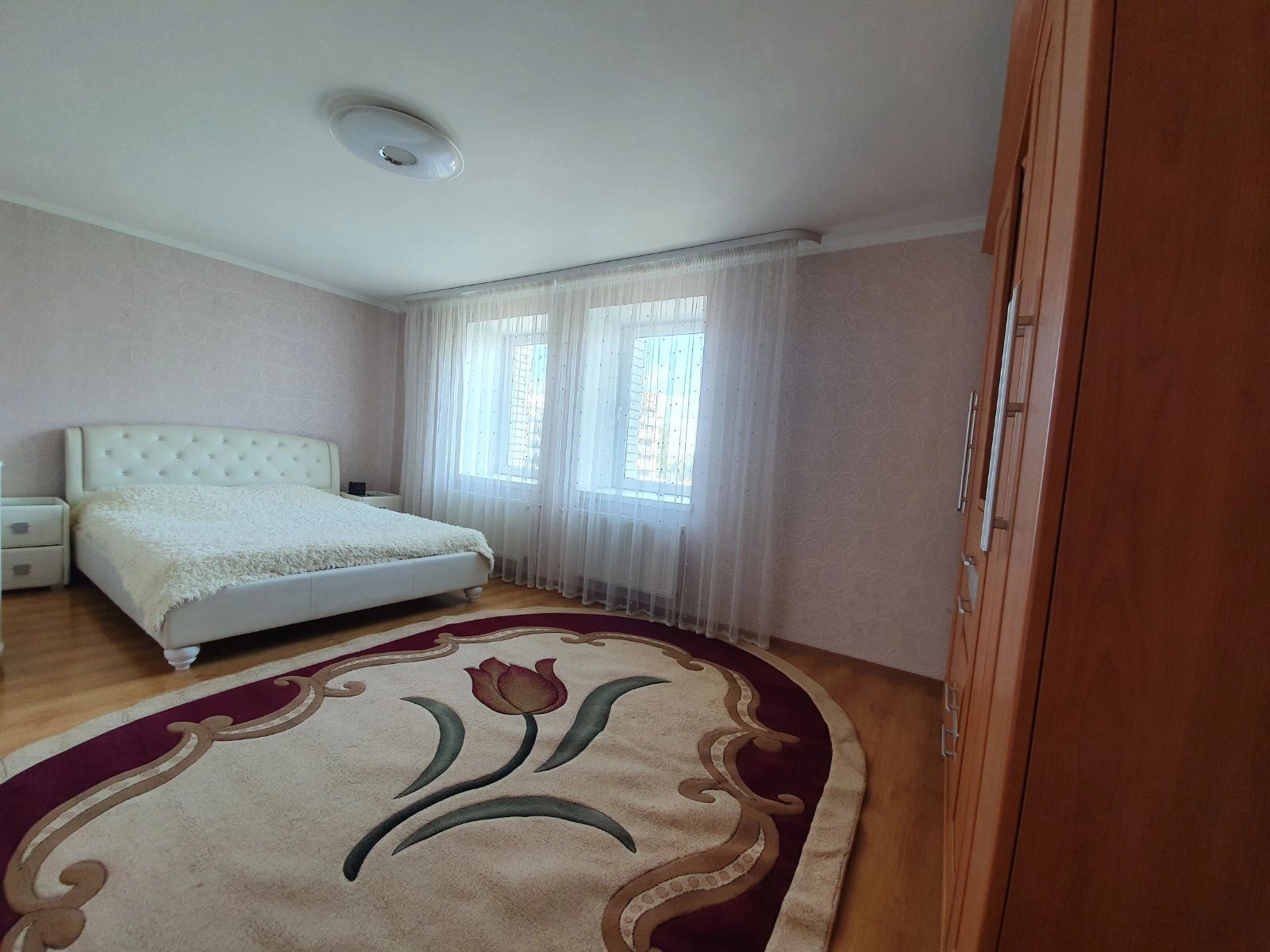 Apartment for rent. 2 rooms, 72 m², 3rd floor/9 floors. Budnoho S. , Ternopil. 