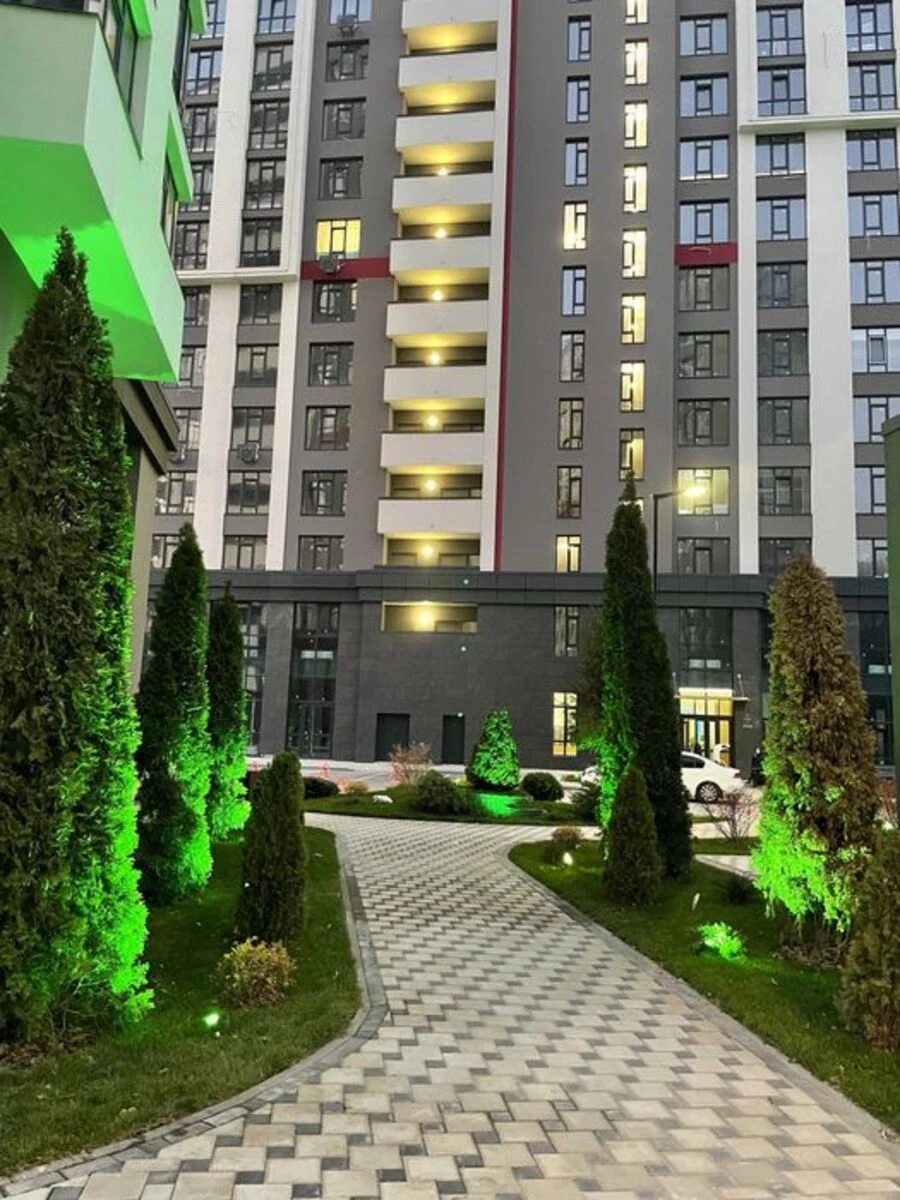Apartments for sale. 1 room, 30 m², 6th floor/16 floors. 13, Lyubomyra Huzara prosp., Kyiv. 