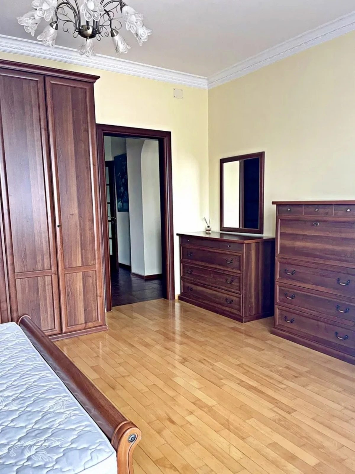 Продаж квартири. 4 rooms, 148 m², 5th floor/7 floors. 2, Успенська вул., Одеса. 