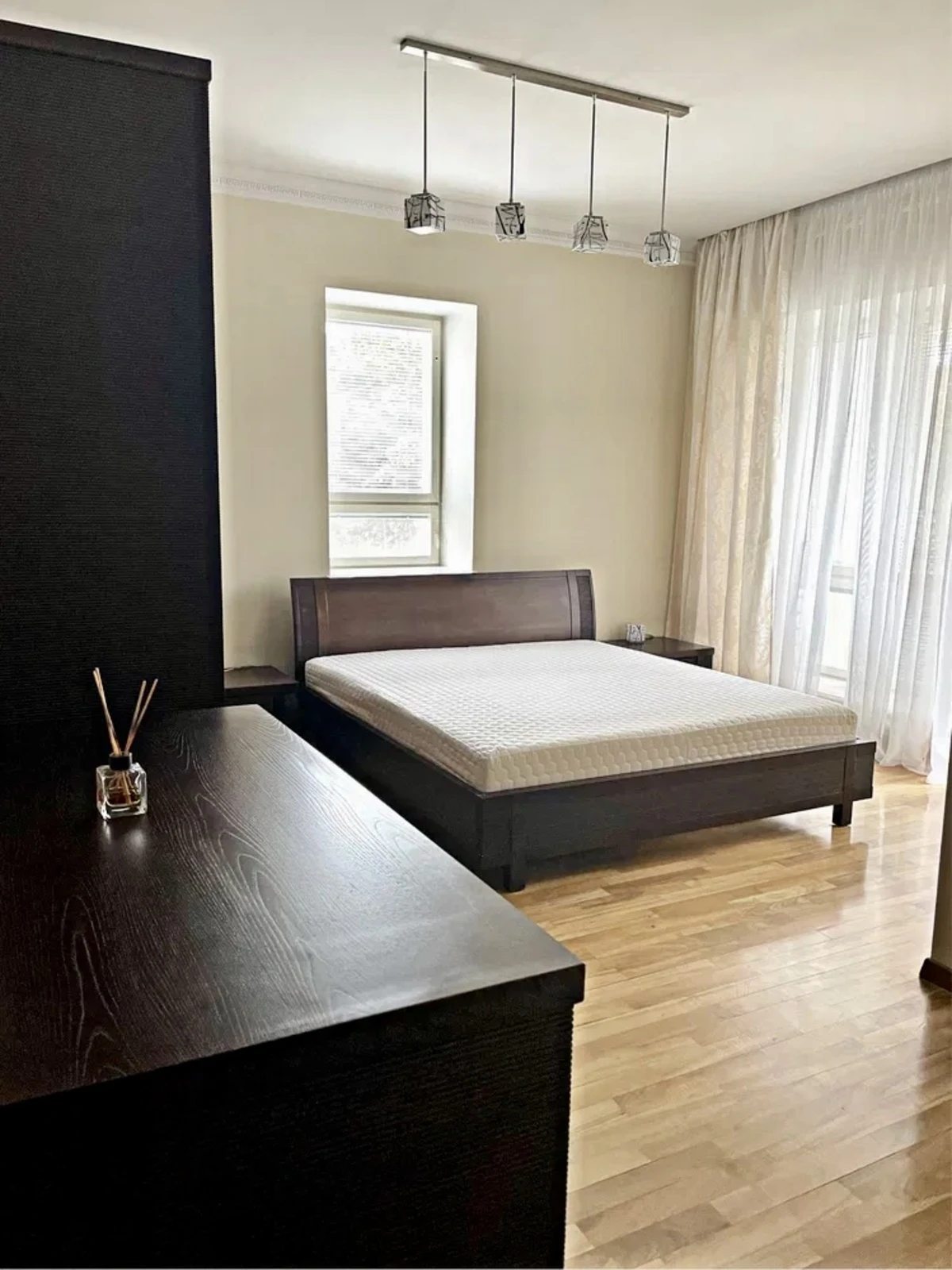 Apartments for sale. 4 rooms, 148 m², 5th floor/7 floors. 2, Uspenska vul., Odesa. 