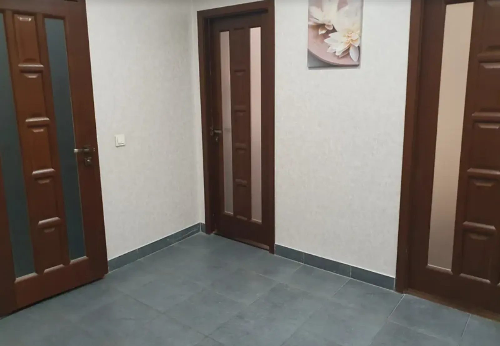 Продаж квартири 2 кімнати, 72 m², 3 пов./6 поверхів. Аляска, Тернопіль. 