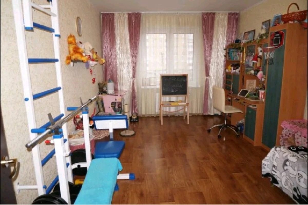 Apartments for sale 3 rooms, 100 m², 2nd fl./25 floors. 5, Serhiya Danchenka vul., Kyiv. 