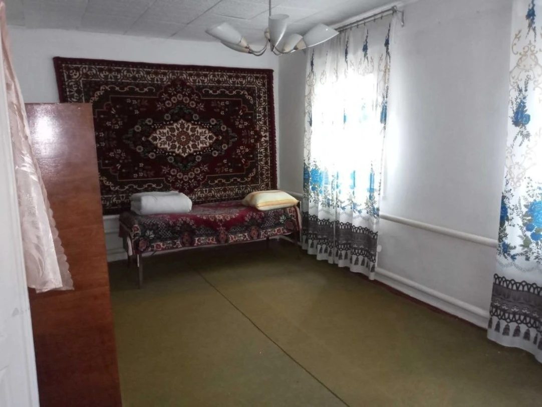 House for sale. 4 rooms, 80 m², 1 floor. Hostra Mohyla. 
