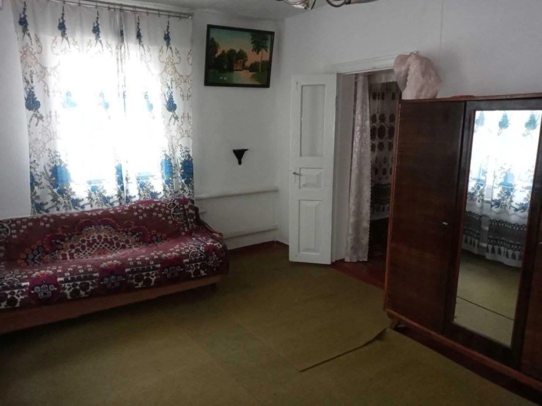 House for sale. 4 rooms, 80 m², 1 floor. Hostra Mohyla. 