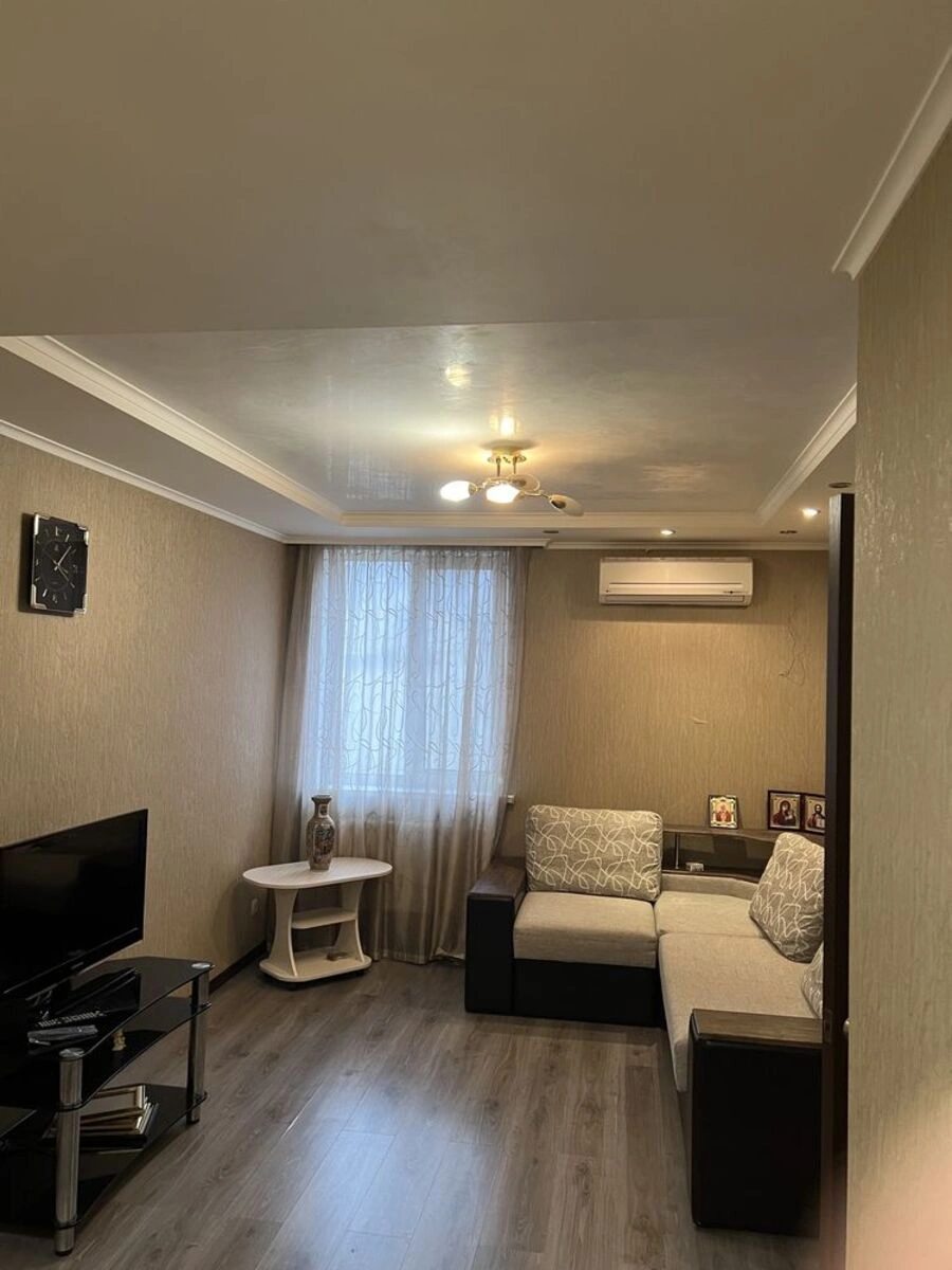 Apartments for sale. 1 room, 39 m², 2nd floor/10 floors. 23, Modesta Levytskoho vul., Boyarka. 