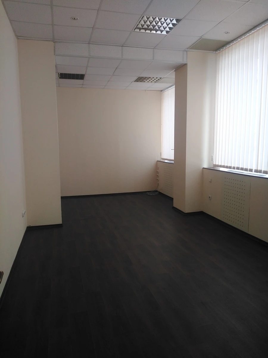 Продам офіс. 50 m², 2nd floor/2 floors. Столярова ул., Дніпро. 
