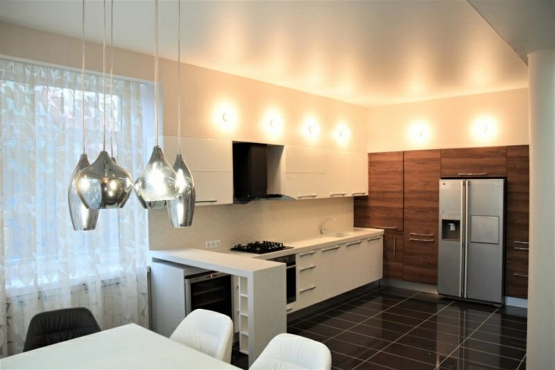 House for sale. 6 rooms, 430 m², 20 floors. 7, Starokyevskaya, Kozyn. 