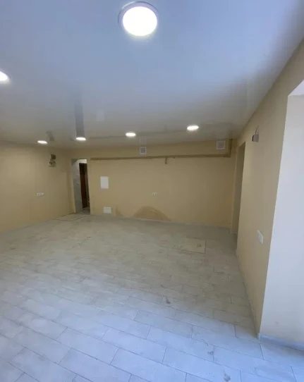 Продаж комерційного приміщення 32 m², 1 пов./5 поверхів. 4, Фонтанская дорога ул., Одеса. 