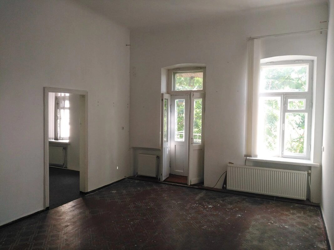 Office for sale. 86 m², 3rd floor/3 floors. Komsomolskaya ul., Dnipro. 