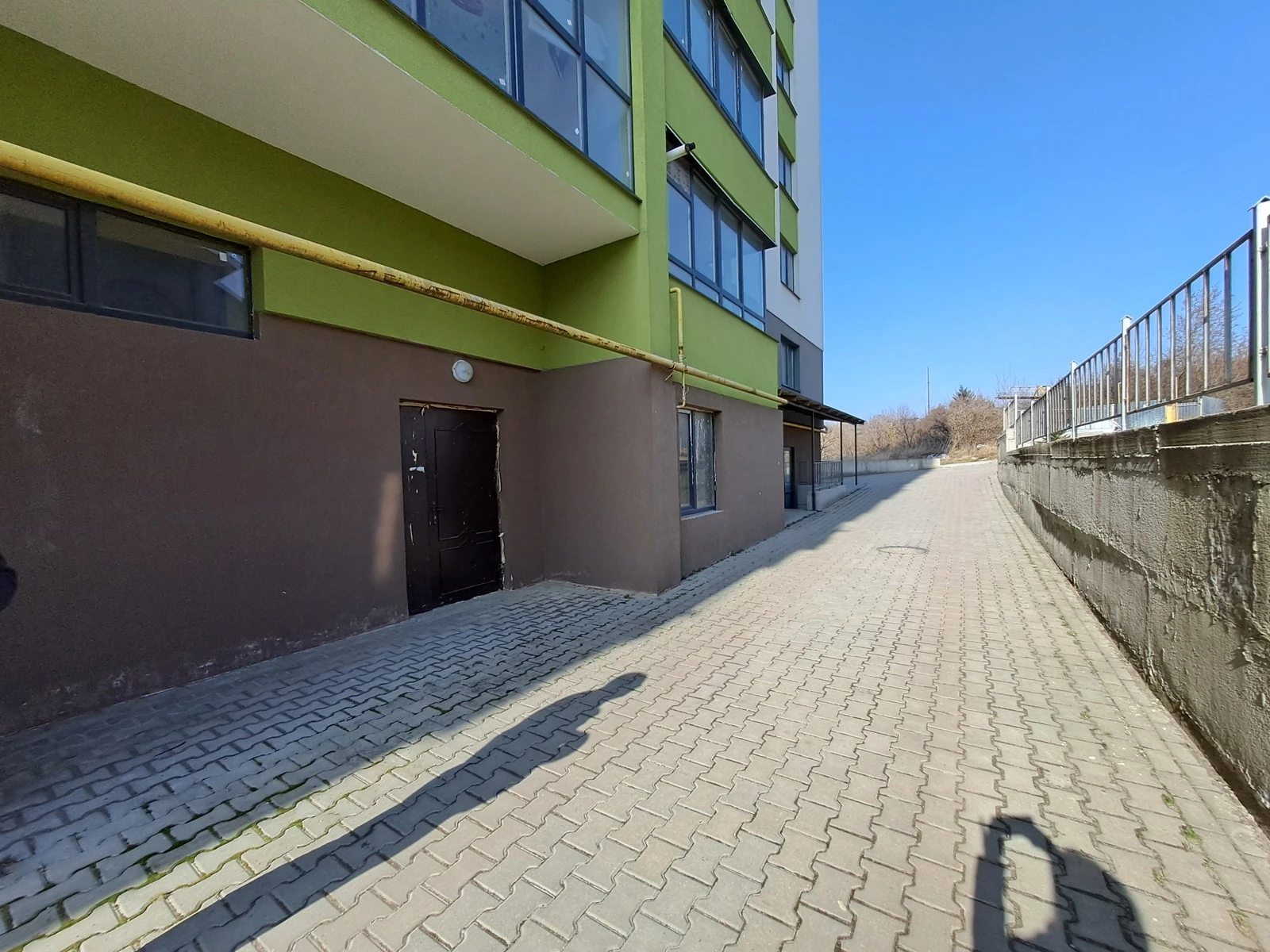 Commercial space for sale. 94 m², 1st floor/10 floors. Kutkivtsi Bentsalya vul., Ternopil. 