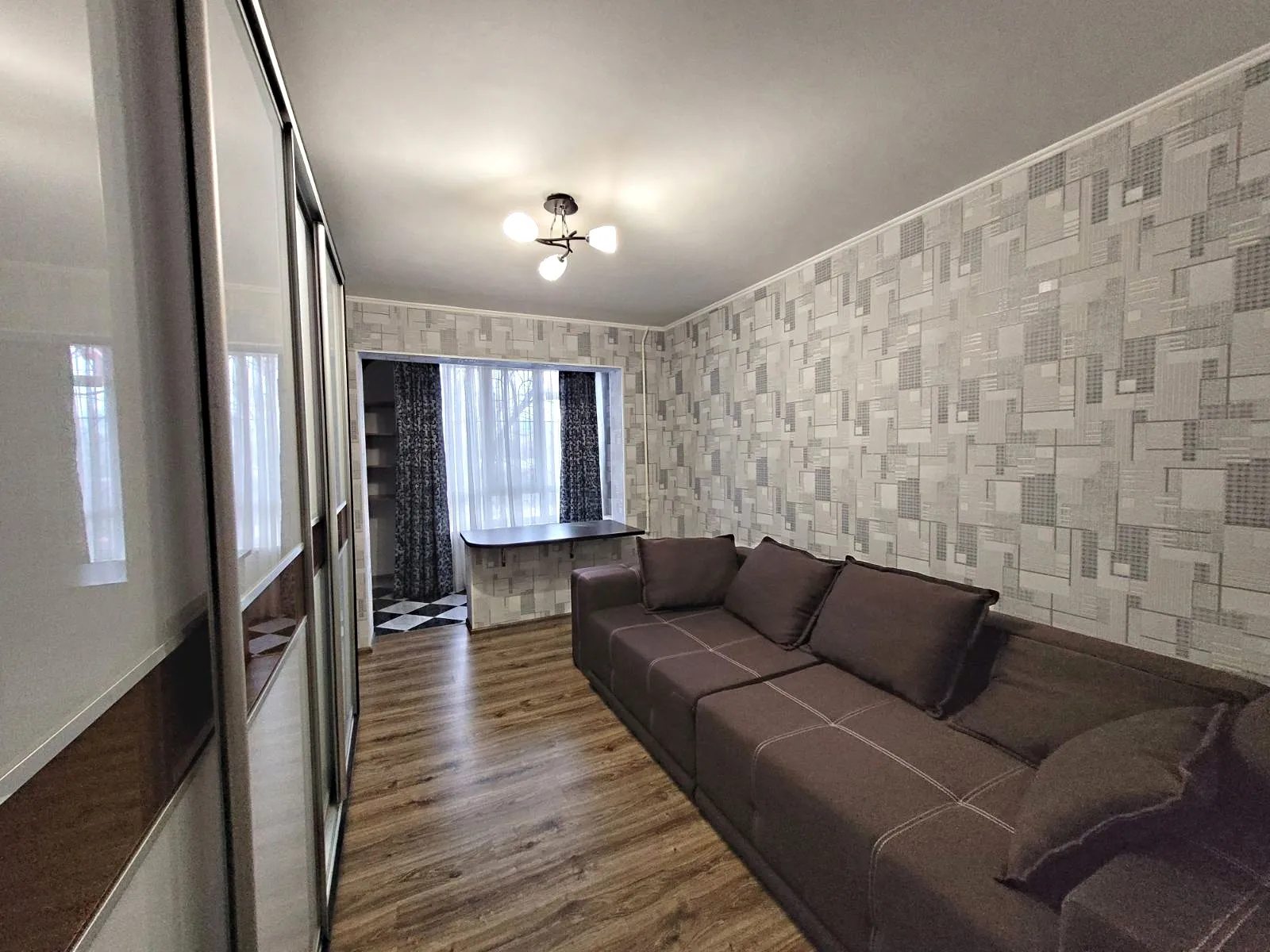 Продаж квартири 3 кімнати, 64 m², 2 пов./9 поверхів. 176, Люстдорфская Дорога , Одеса. 