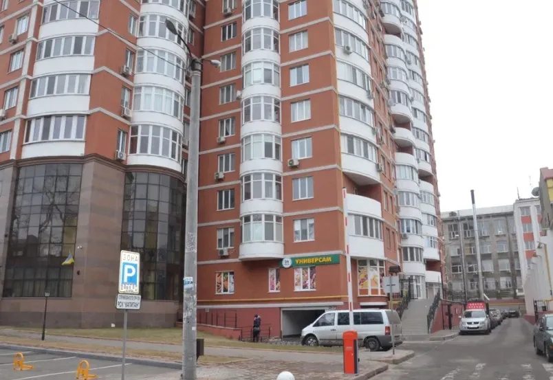Office for sale. 151 m², 1st floor/18 floors. 5, Bazarnaya ul., Odesa. 