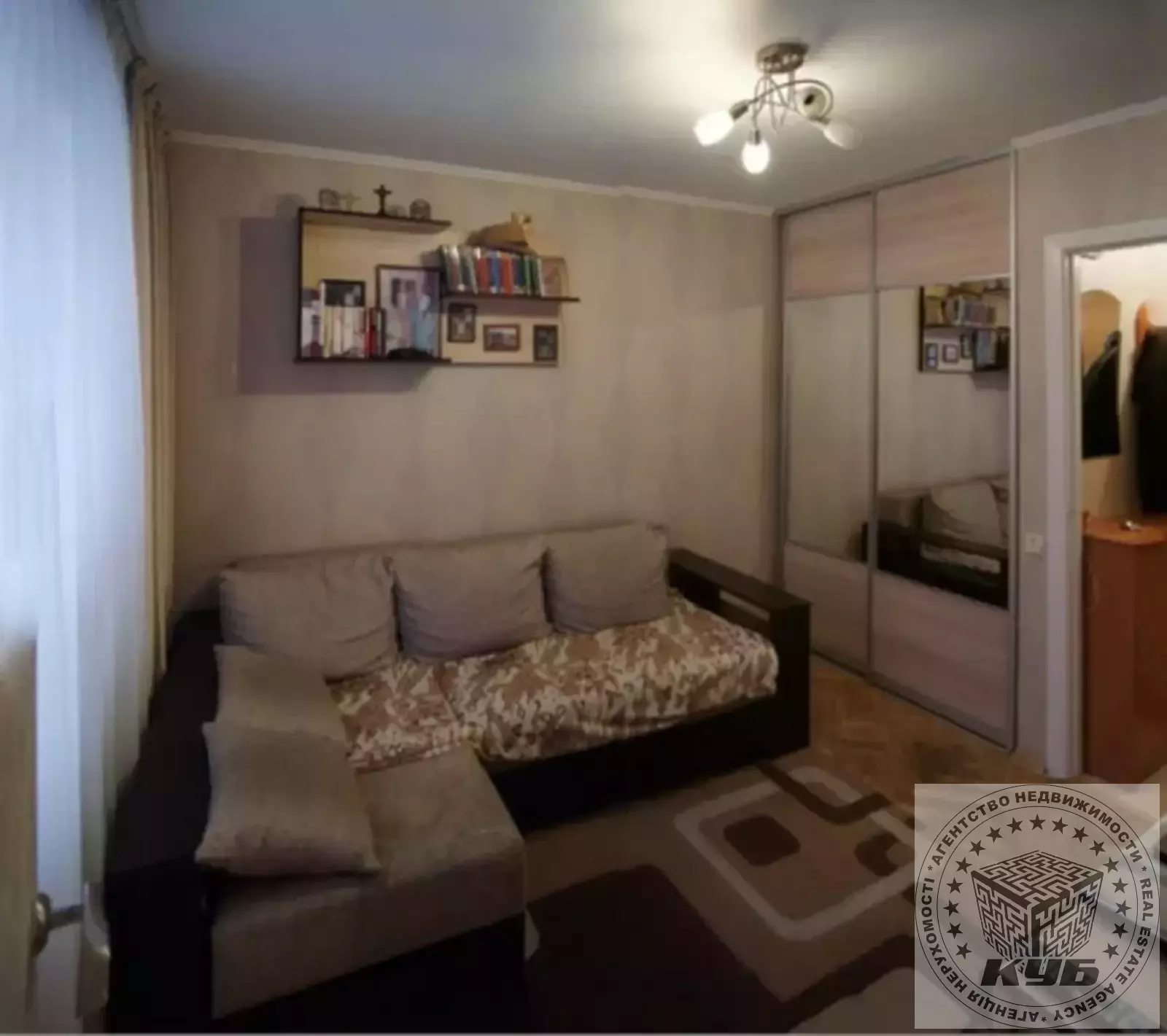 Apartments for sale. 1 room, 20 m², 4th floor/5 floors. 6, Korolova Akademika 6, Kyiv. 