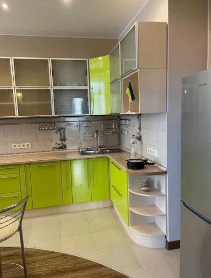 Здам квартиру 2 кімнати, 96 m², 13 пов./22 поверхи. 22, Французский б-р, Одеса. 