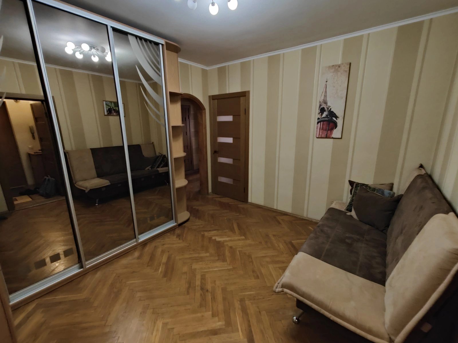 Apartments for sale. 3 rooms, 85 m², 11 floor/16 floors. Kharkivske shose, 18021, Kyiv. 