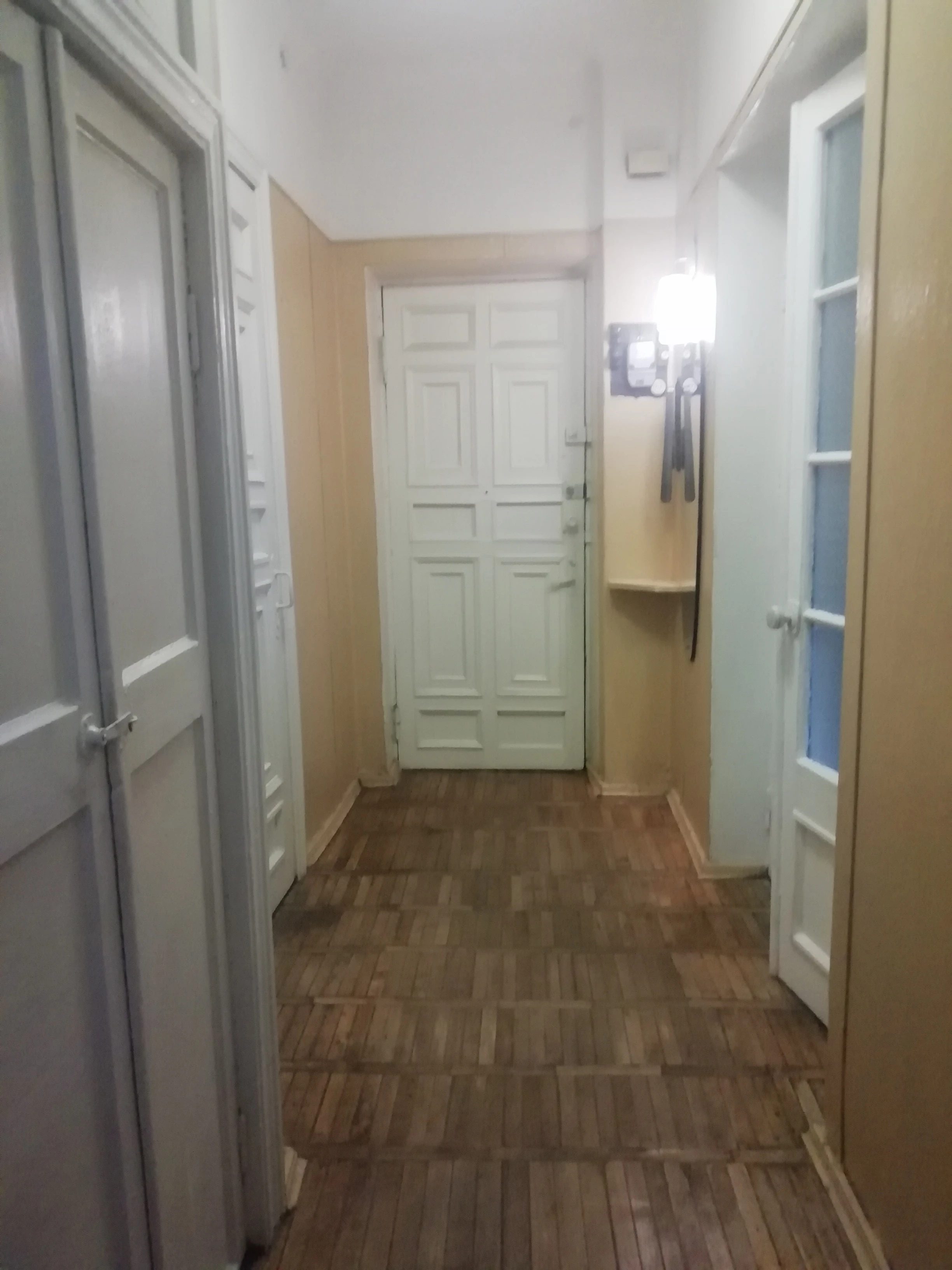 Продажа квартиры. 3 rooms, 67.8 m², 4th floor/5 floors. 10, Гагарина Юрия 10, Киев. 