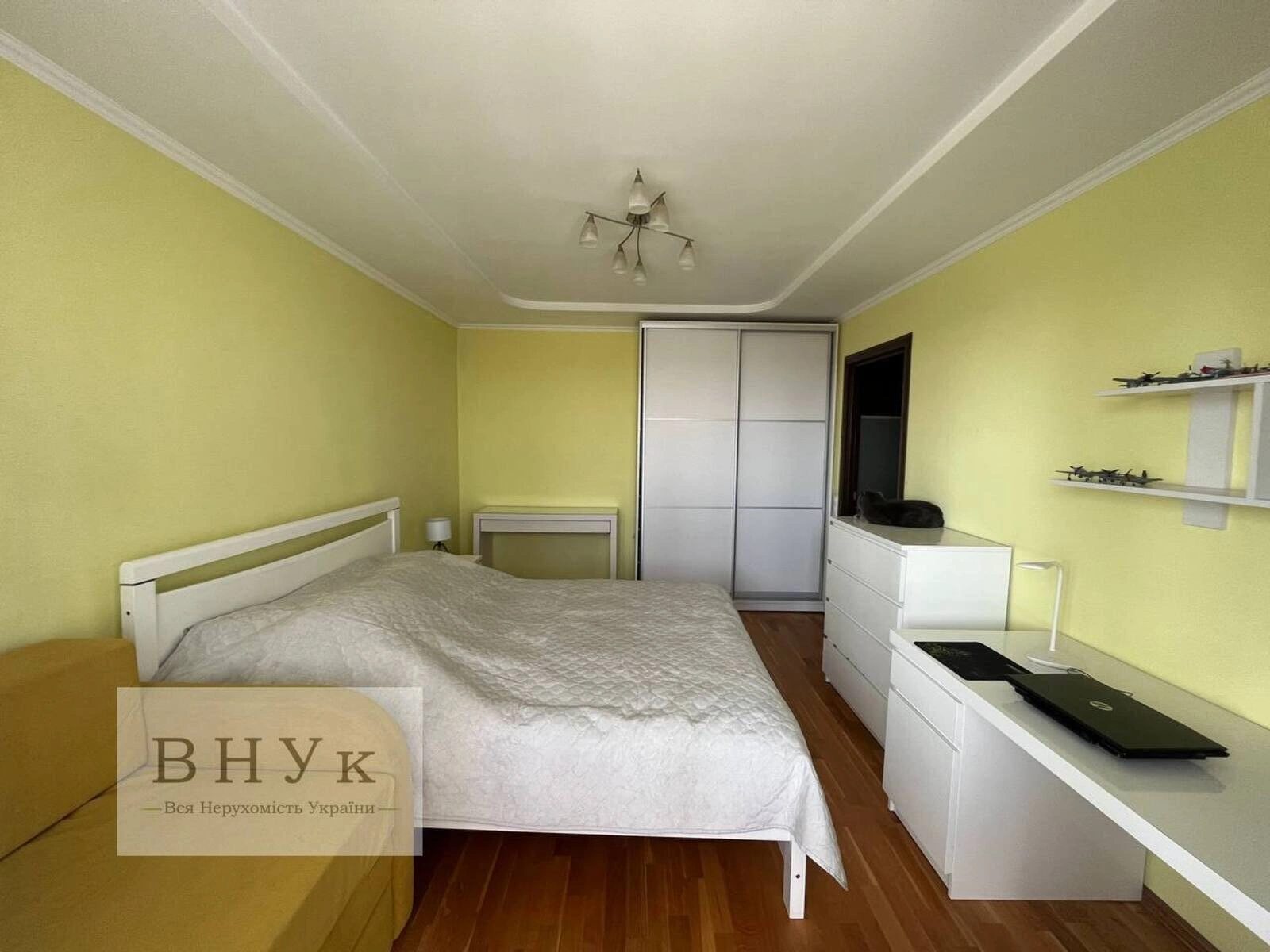 Apartments for sale 2 rooms, 67 m², 9th fl./10 floors. Karpenka vul., Ternopil. 