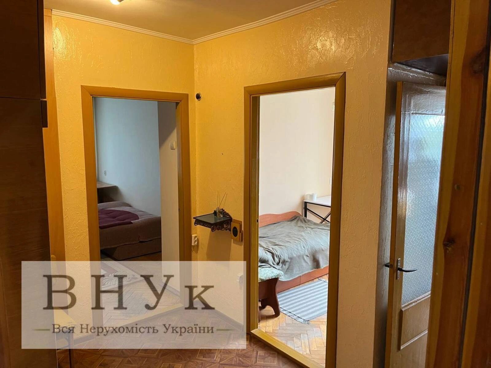 Продаж квартири 3 кімнати, 51 m², 5 пов./5 поверхів. Данила Галицького , Тернопіль. 