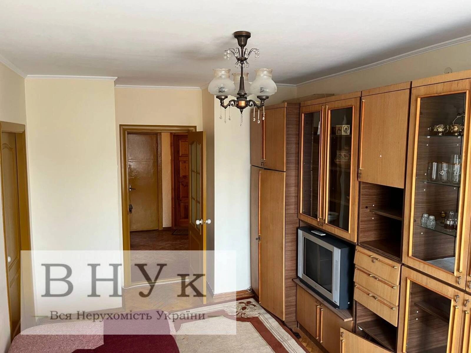 Продаж квартири 3 кімнати, 51 m², 5 пов./5 поверхів. Данила Галицького , Тернопіль. 