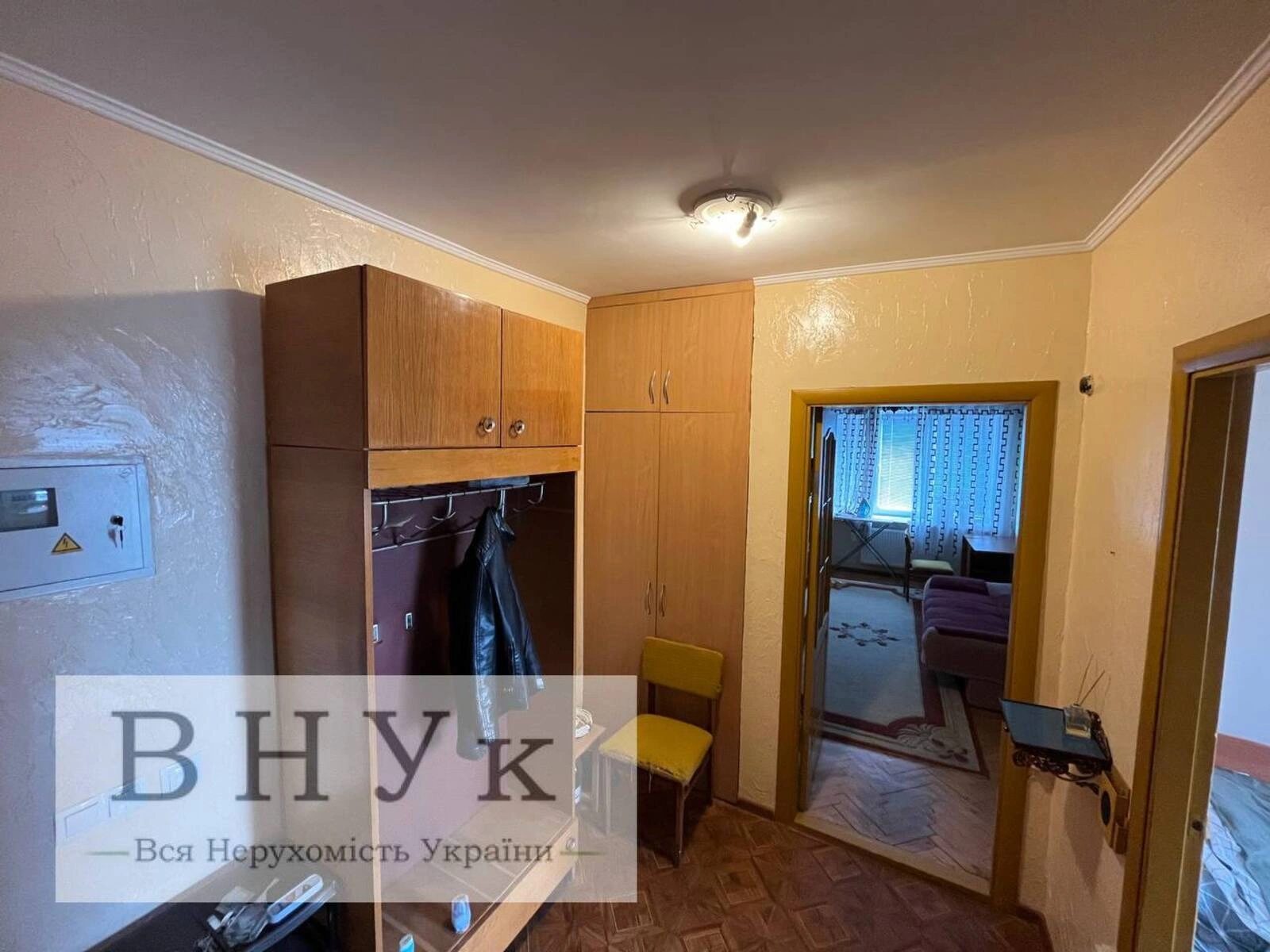 Продаж квартири 3 кімнати, 51 m², 5 пов./5 поверхів. Данила Галицького , Тернопіль. 