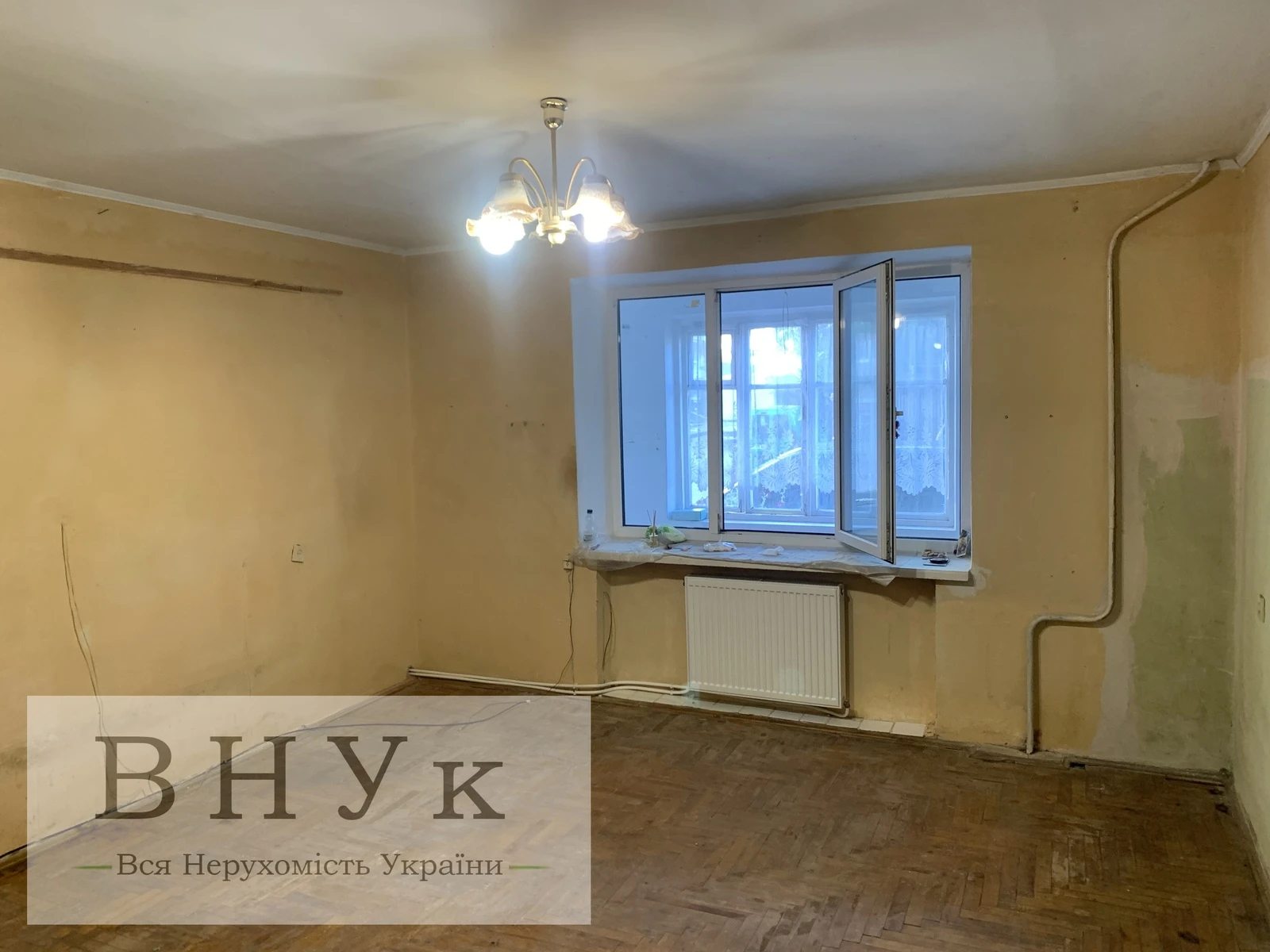 Продаж квартири. 1 room, 37 m², 1st floor/5 floors. Дівочий пров., Тернопіль. 