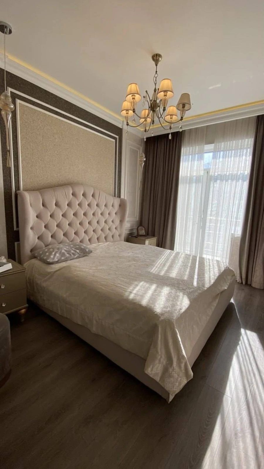 Apartments for sale. 3 rooms, 145 m², 4th floor/5 floors. 58, Fontanska doroha, Odesa. 
