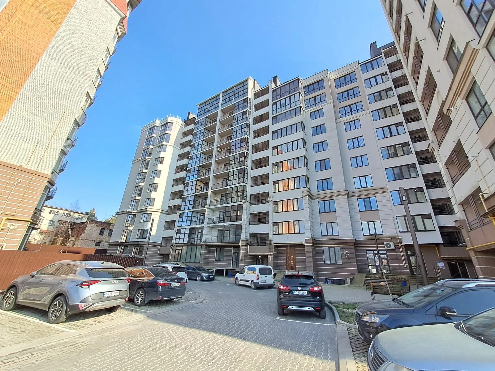 Продаж комерційного приміщення 69 m², 1 пов./10 поверхів. 5, Микулинецька вул., Тернопіль. 