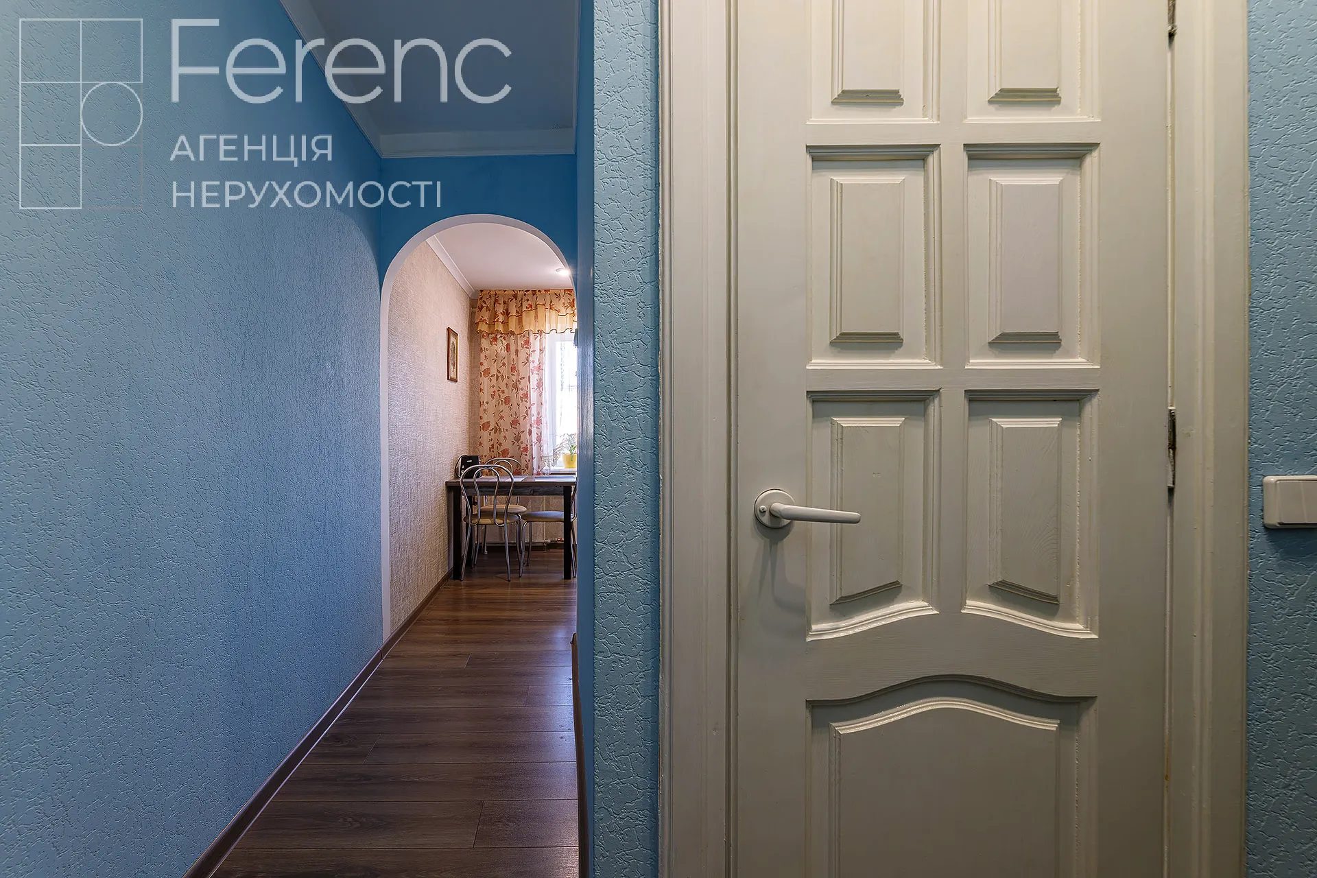 Продажа квартиры. 2 rooms, 45 m², 4th floor/4 floors. 33, Окружна, Львов. 