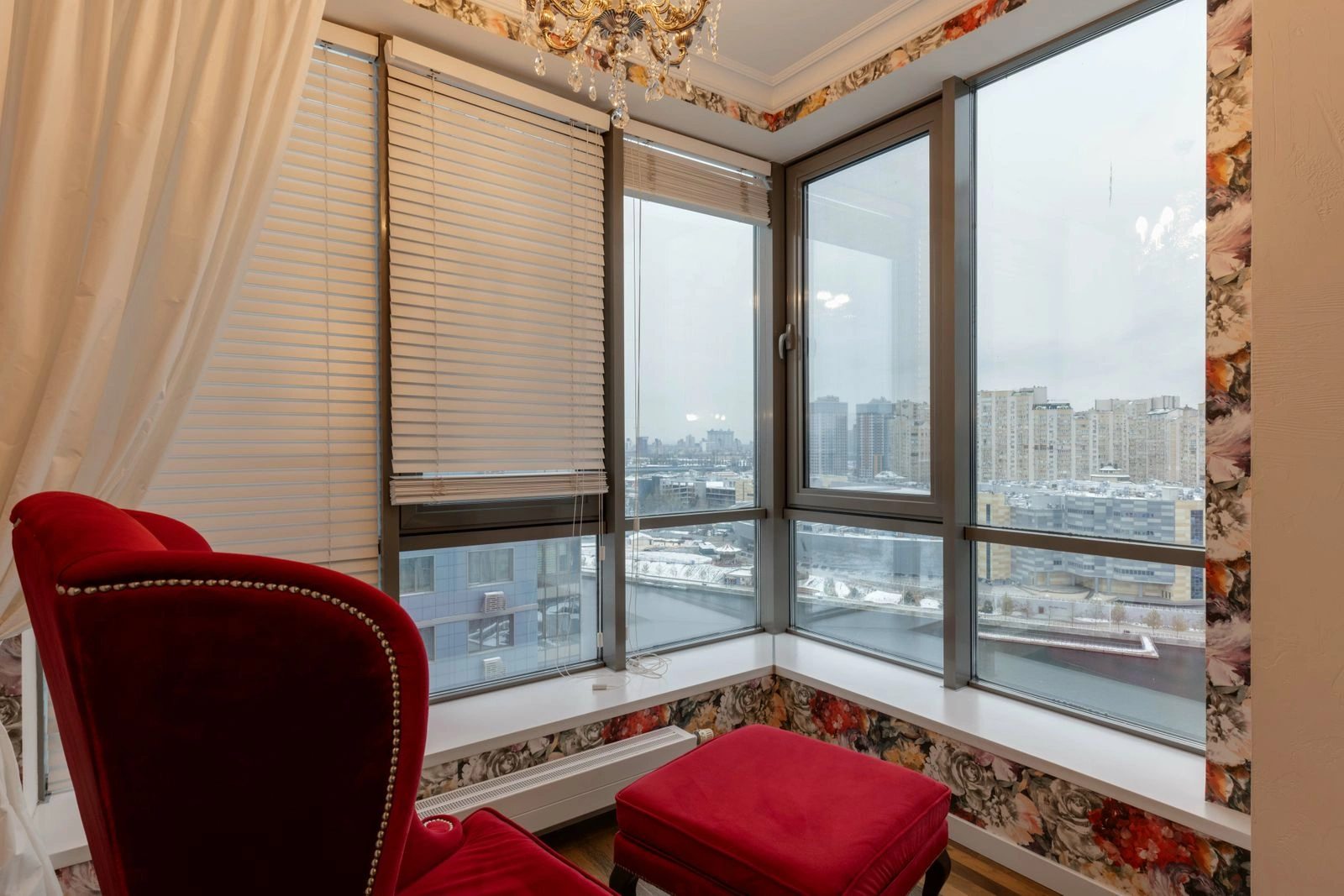 Продажа квартиры. 3 rooms, 121 m², 14 floor/26 floors. 2, Трускавецкая 2, Киев. 