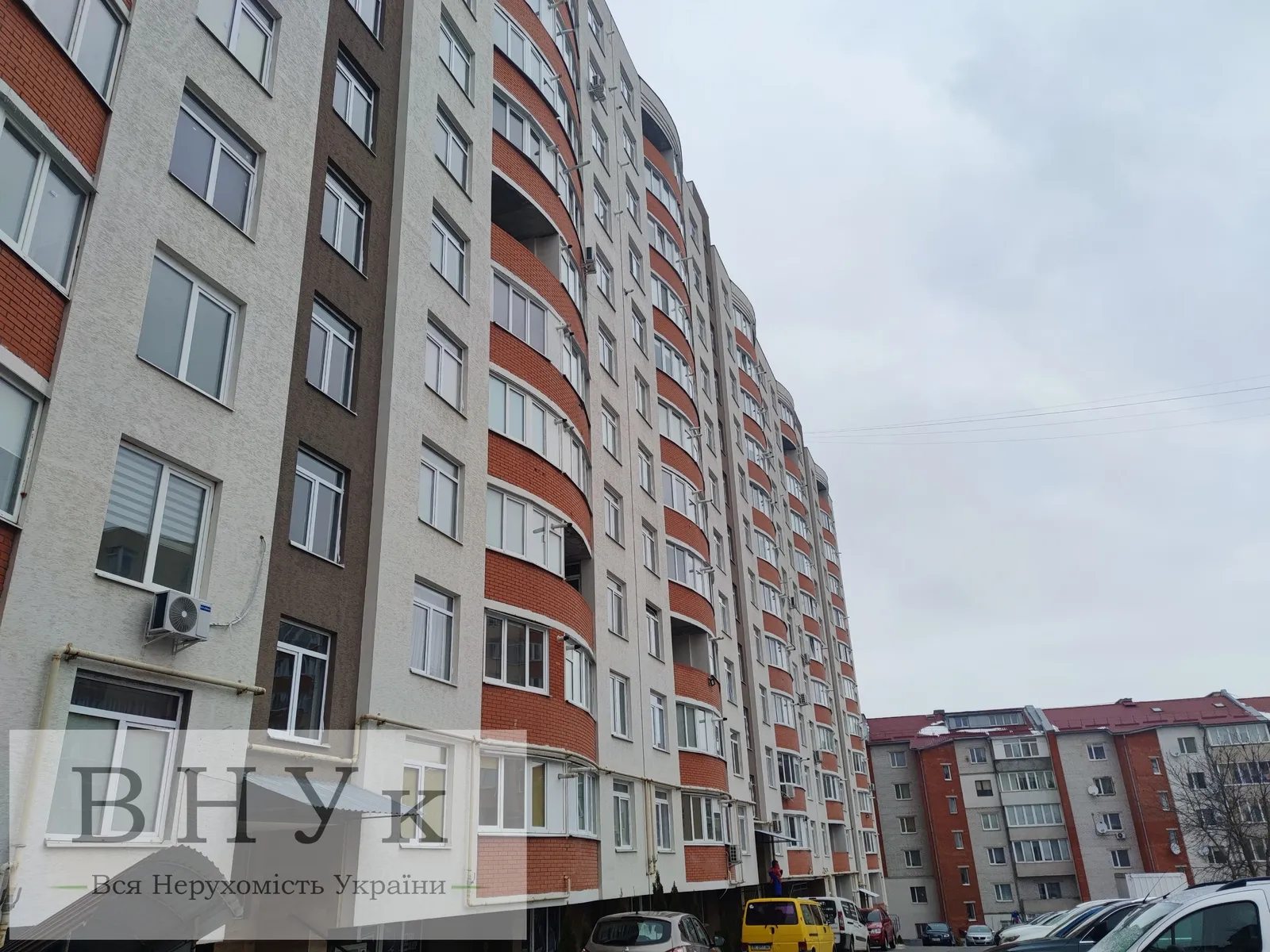 Продам трикімнатну квартиру в новобудові на Сахарова