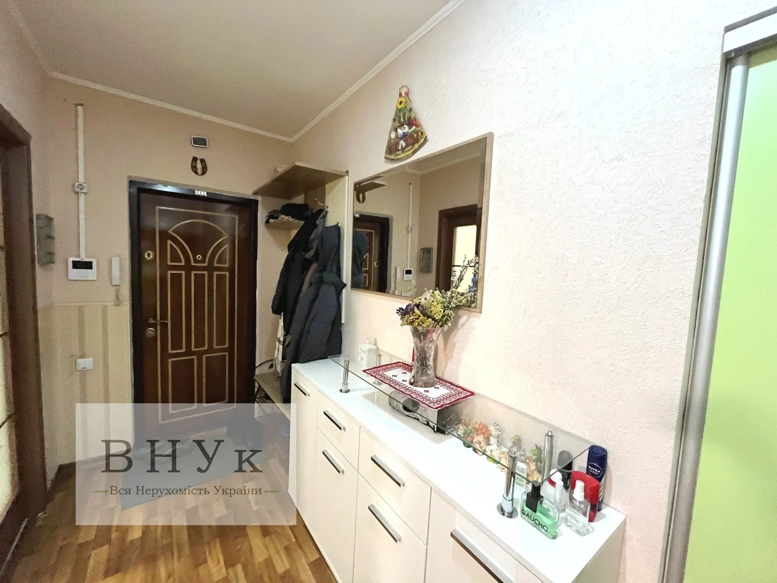 Apartments for sale. 3 rooms, 65 m², 5th floor/9 floors. 4, Protasevycha vul., Ternopil. 