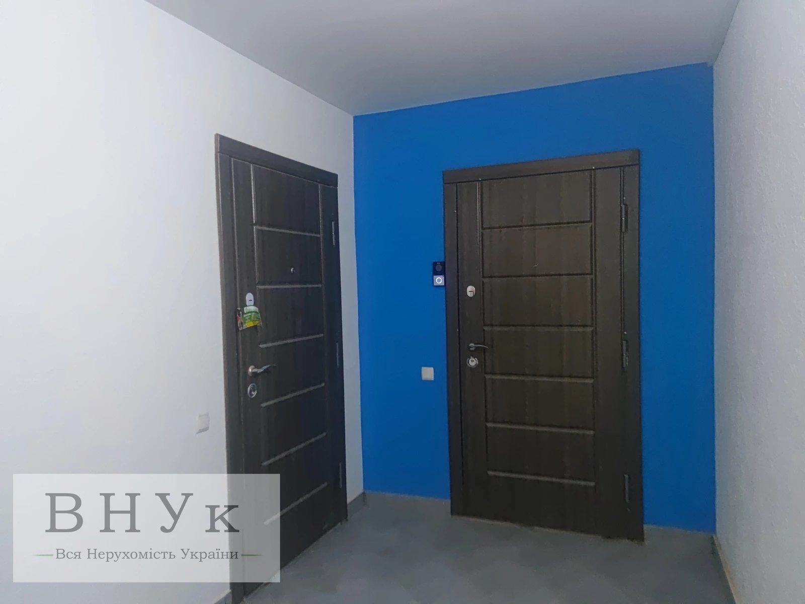 Apartments for sale. 3 rooms, 84 m², 10th floor/10 floors. Chumatska vul., Ternopil. 