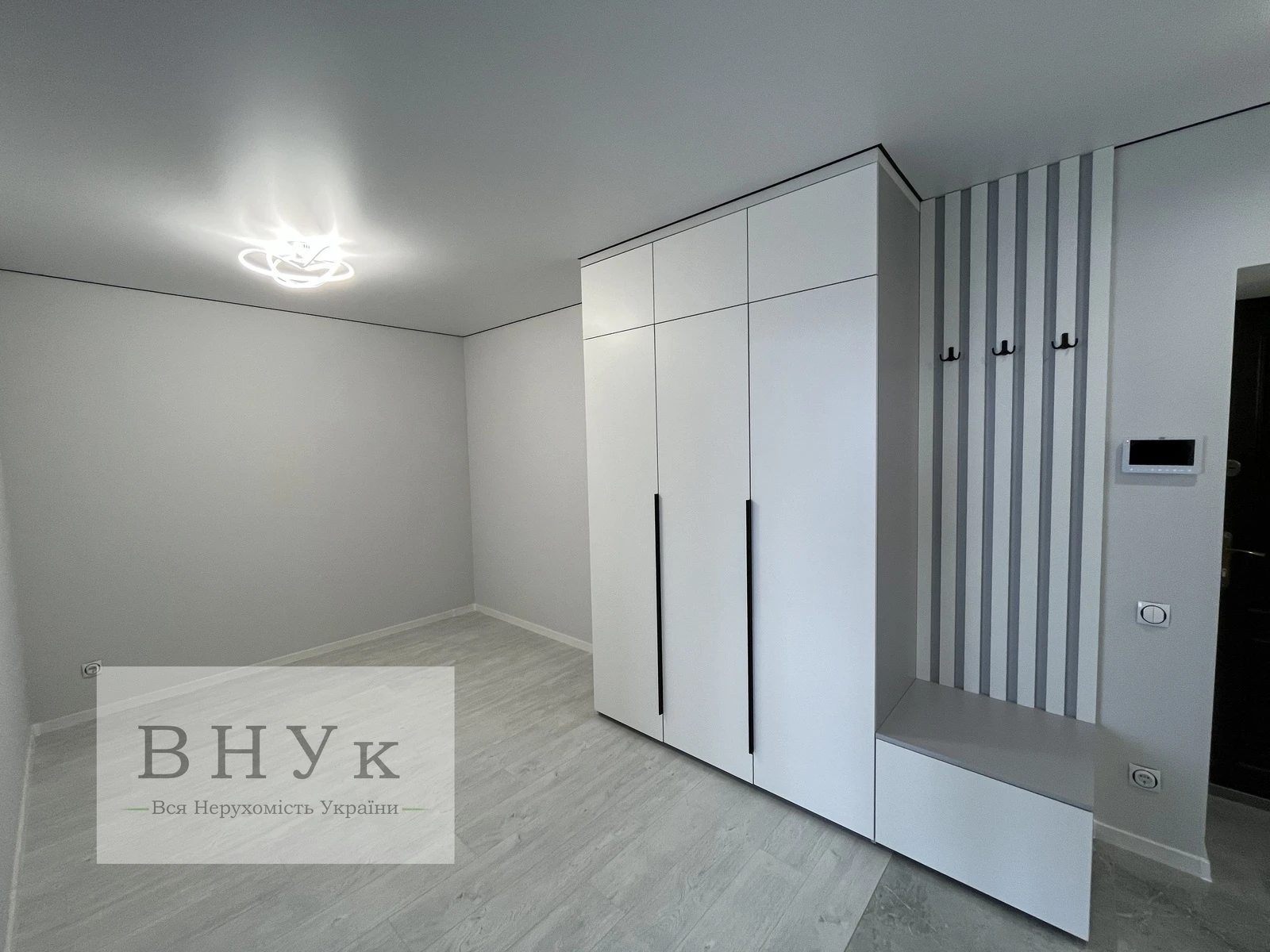 Apartments for sale. 2 rooms, 55 m², 8th floor/9 floors. Tarnavskoho Henerala vul., Ternopil. 