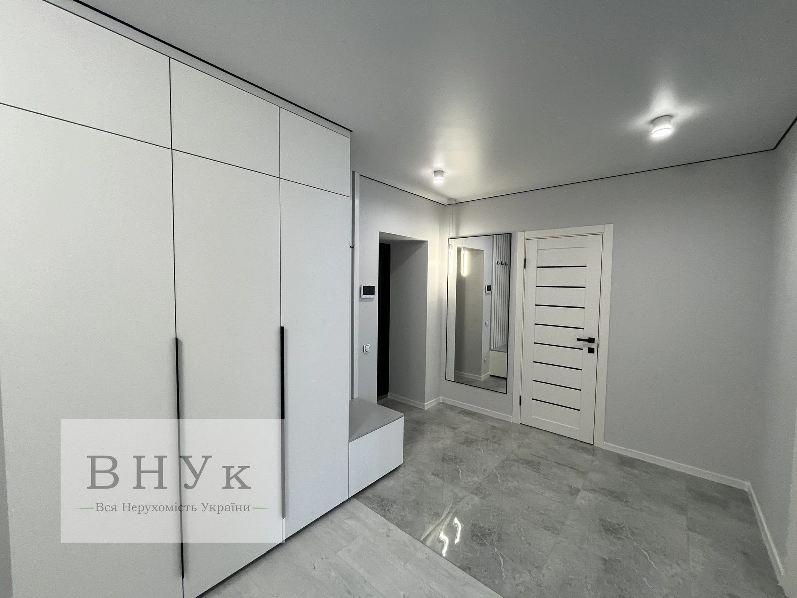 Apartments for sale. 2 rooms, 55 m², 8th floor/9 floors. Tarnavskoho Henerala vul., Ternopil. 