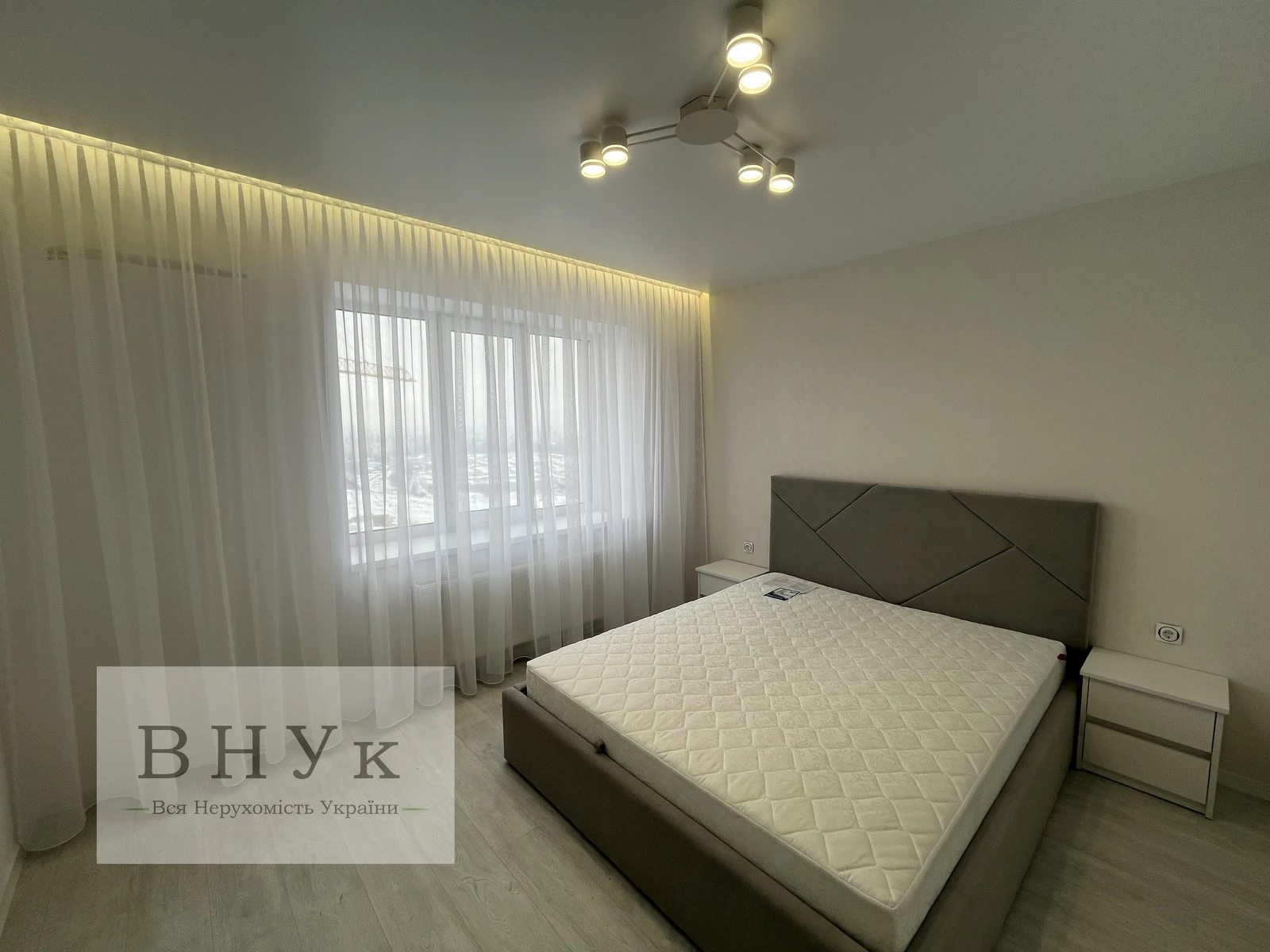 Продаж квартири 2 кімнати, 55 m², 8 пов./9 поверхів. Тарнавського Генерала вул., Тернопіль. 