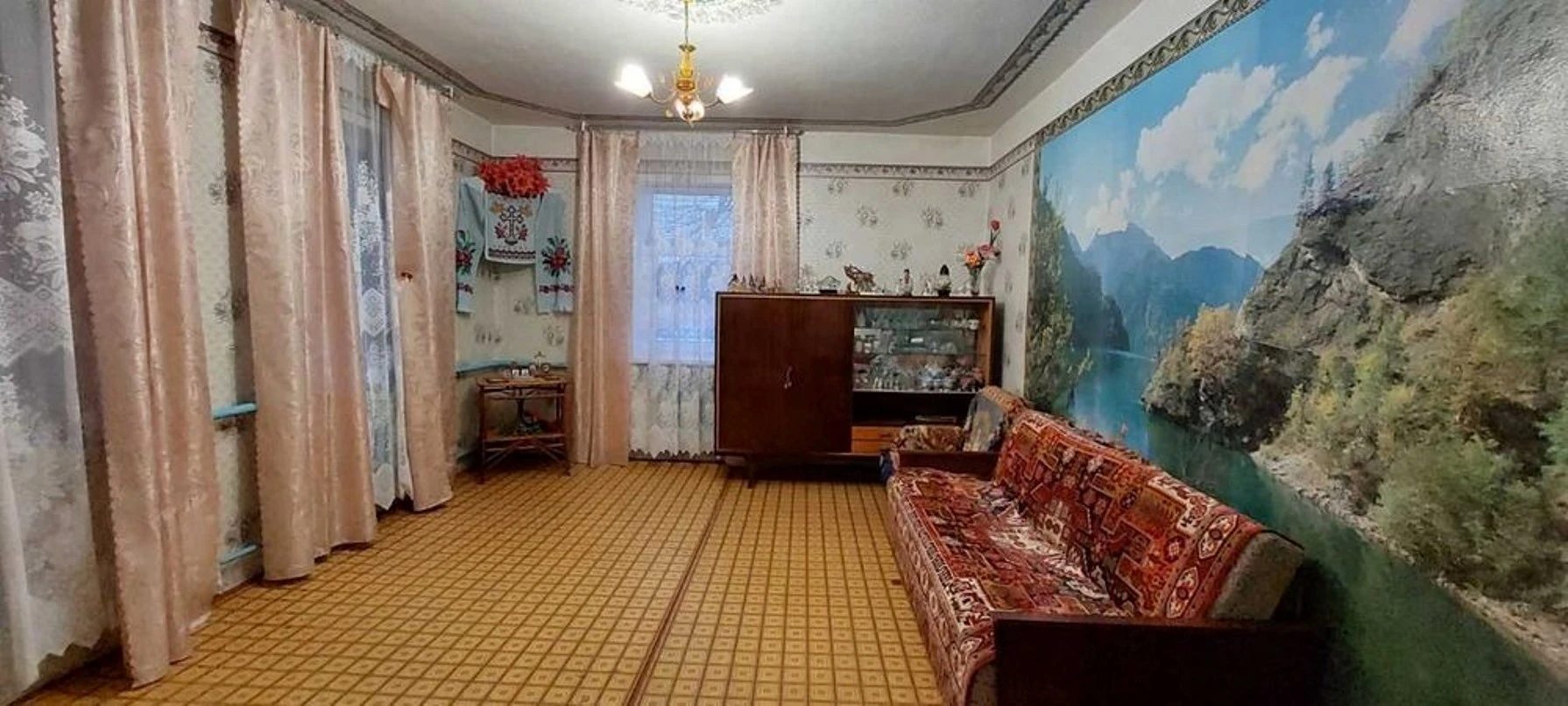 Житловий будинок в с. Мала Михайлівка